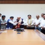 ভুলতে মোদীৰ ভিডিঅ’ আঁতৰাই ক্ষমা বিচাৰিলে মেটাই